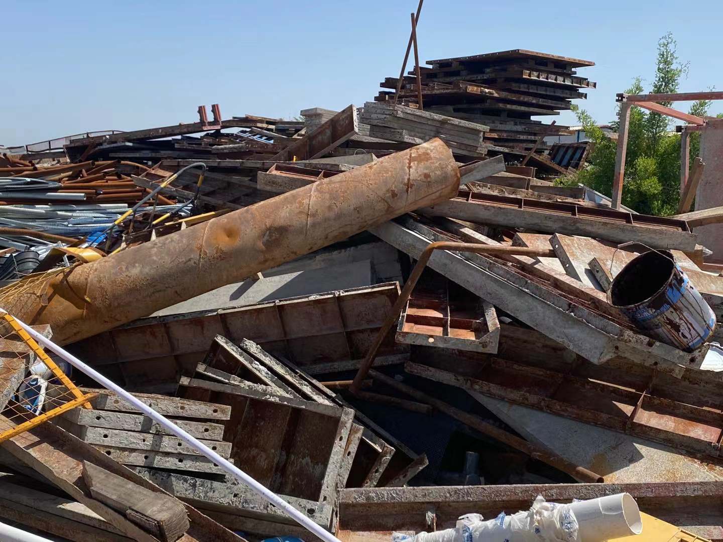 橋梁模板–中鐵二十局集團有限公司 